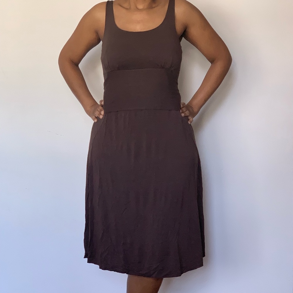 Brown dress